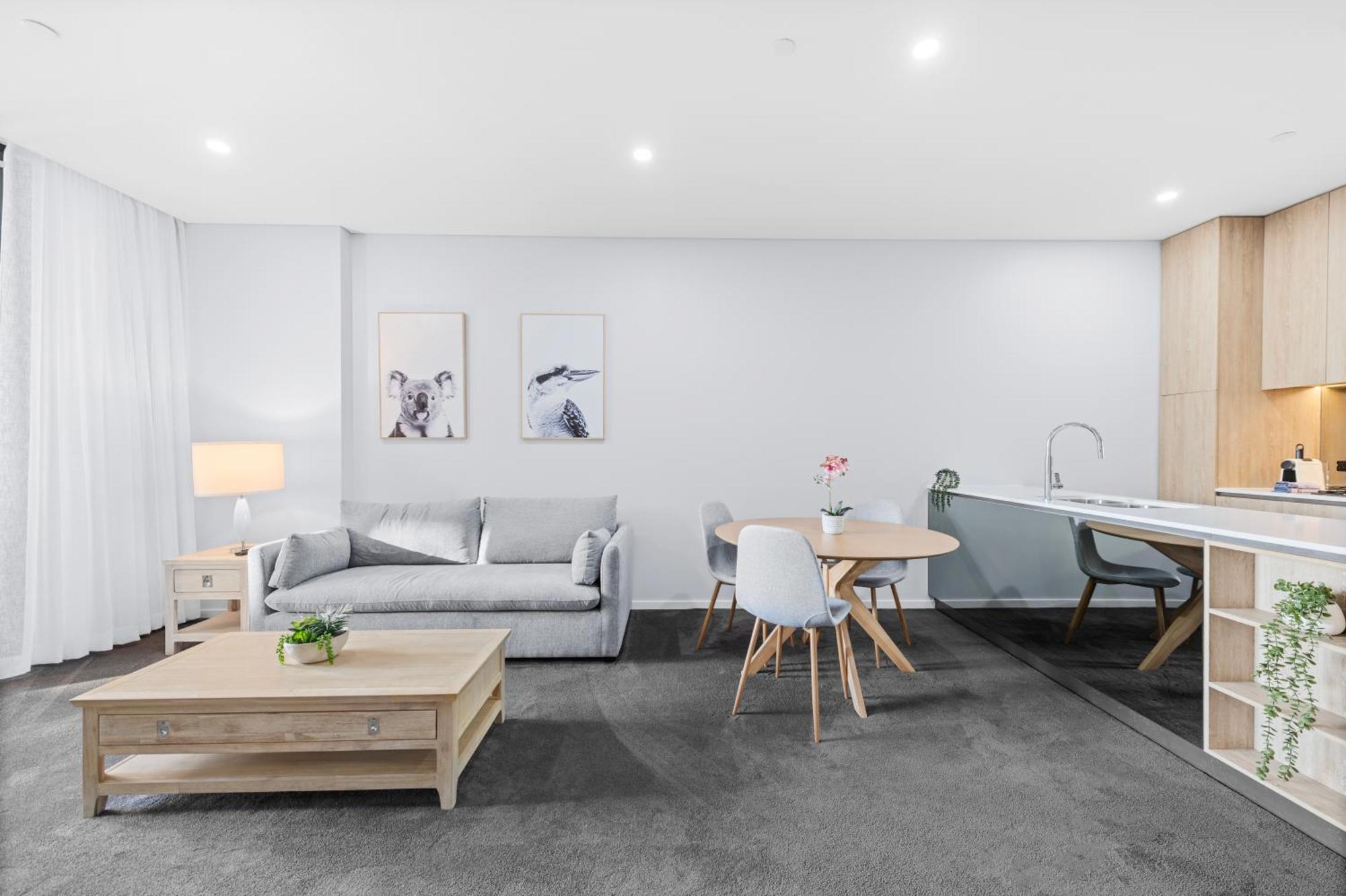 Apartment The Melbourne Residences South