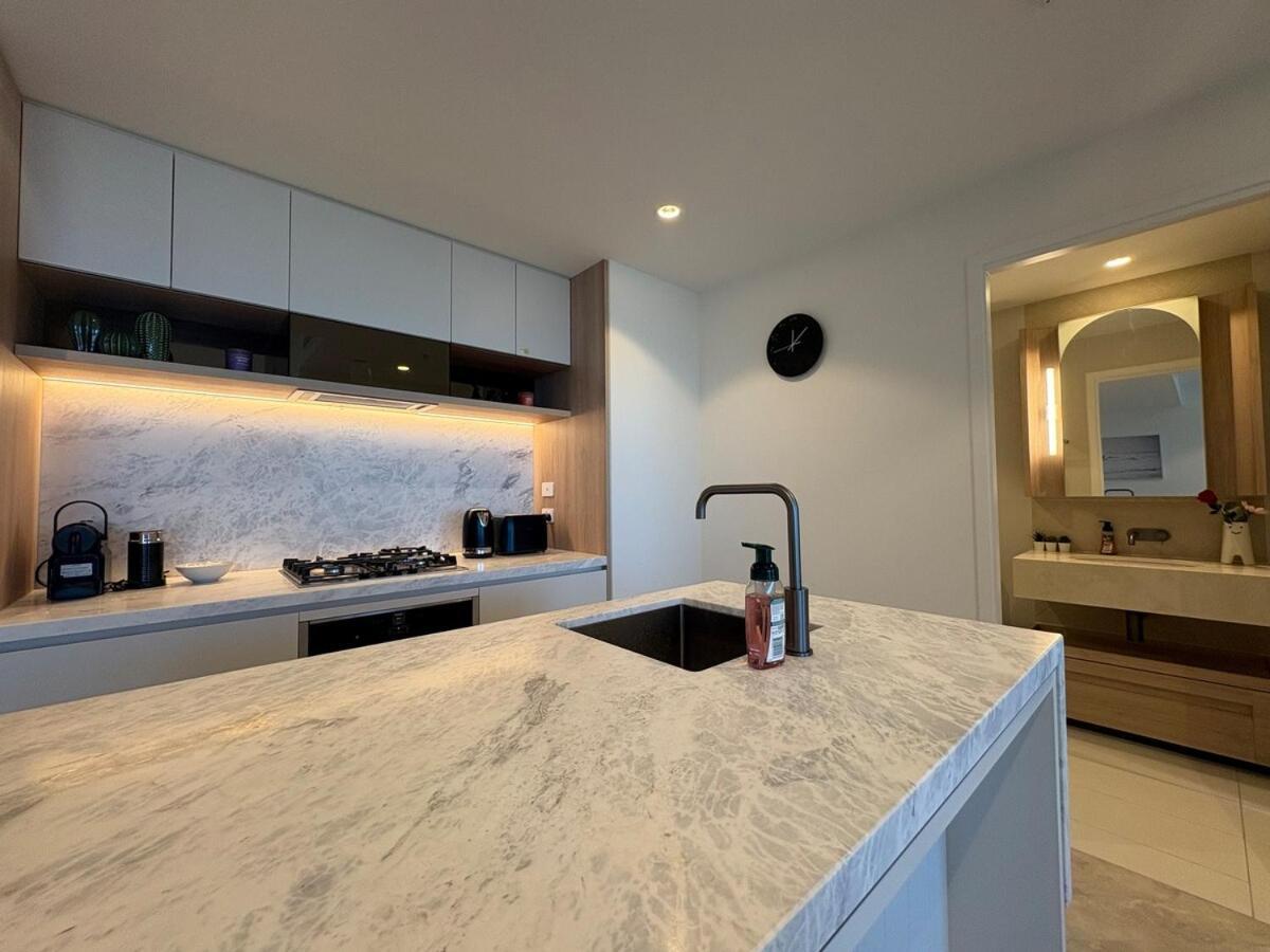 Apartment 61f Skyline Retreat River Botanicgarden View Brisbane