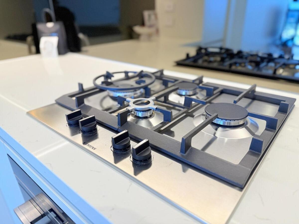 Apartment Stylish Riverfront 2bed With Pool At Qwr Brisbane