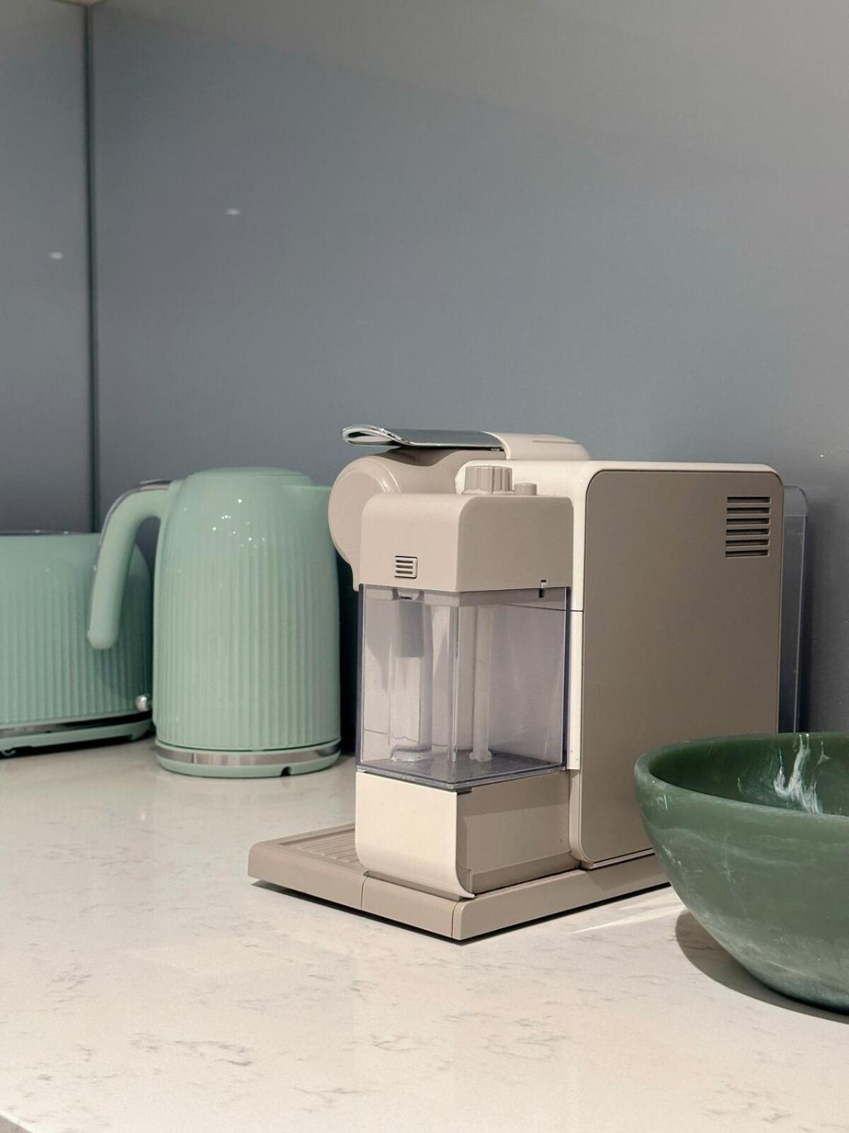 Boho Retreat Near The Gabba With Stunning Views Apartment