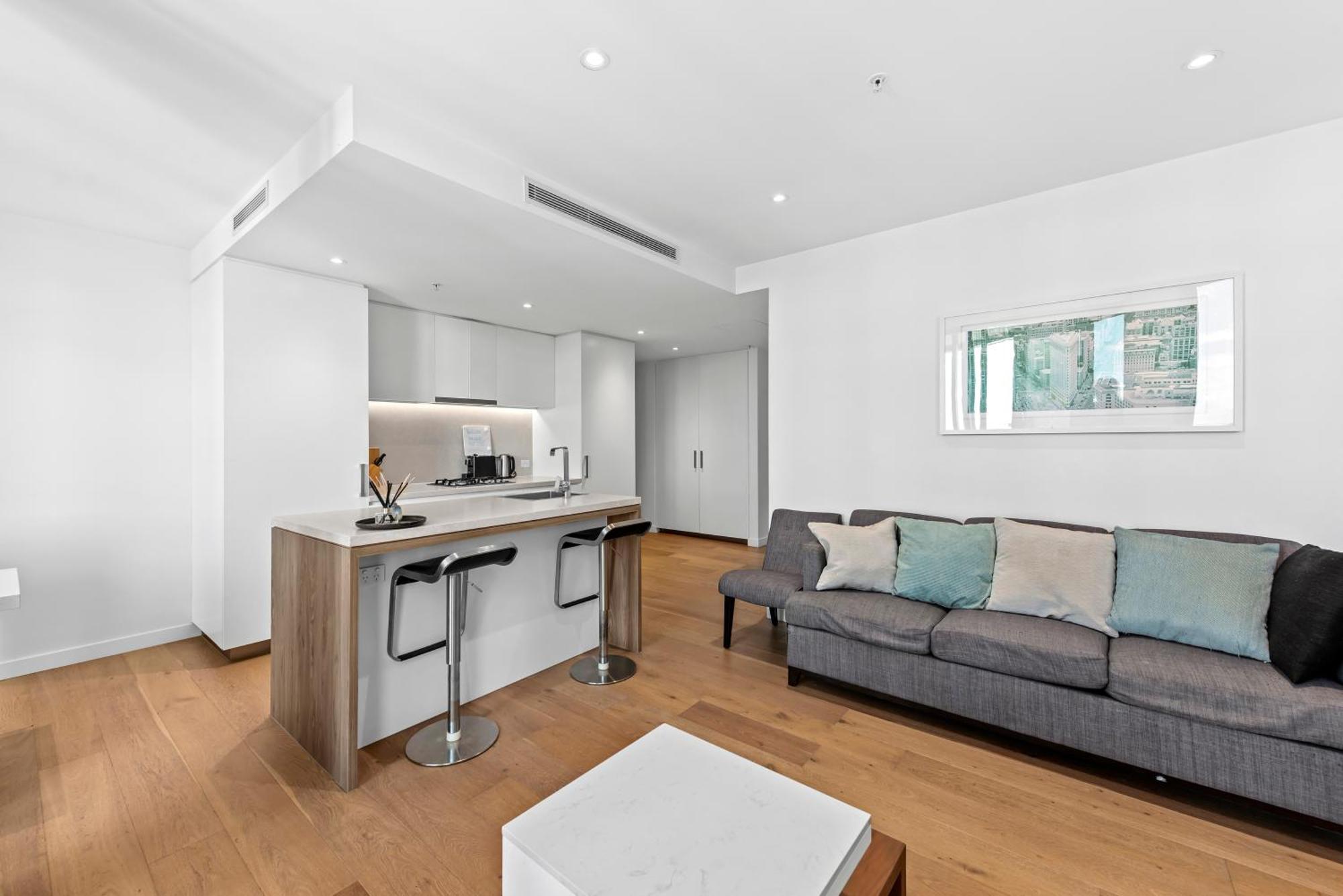 Apartment Stylish 2br With Huge Gym, Infinity Pool And Parking