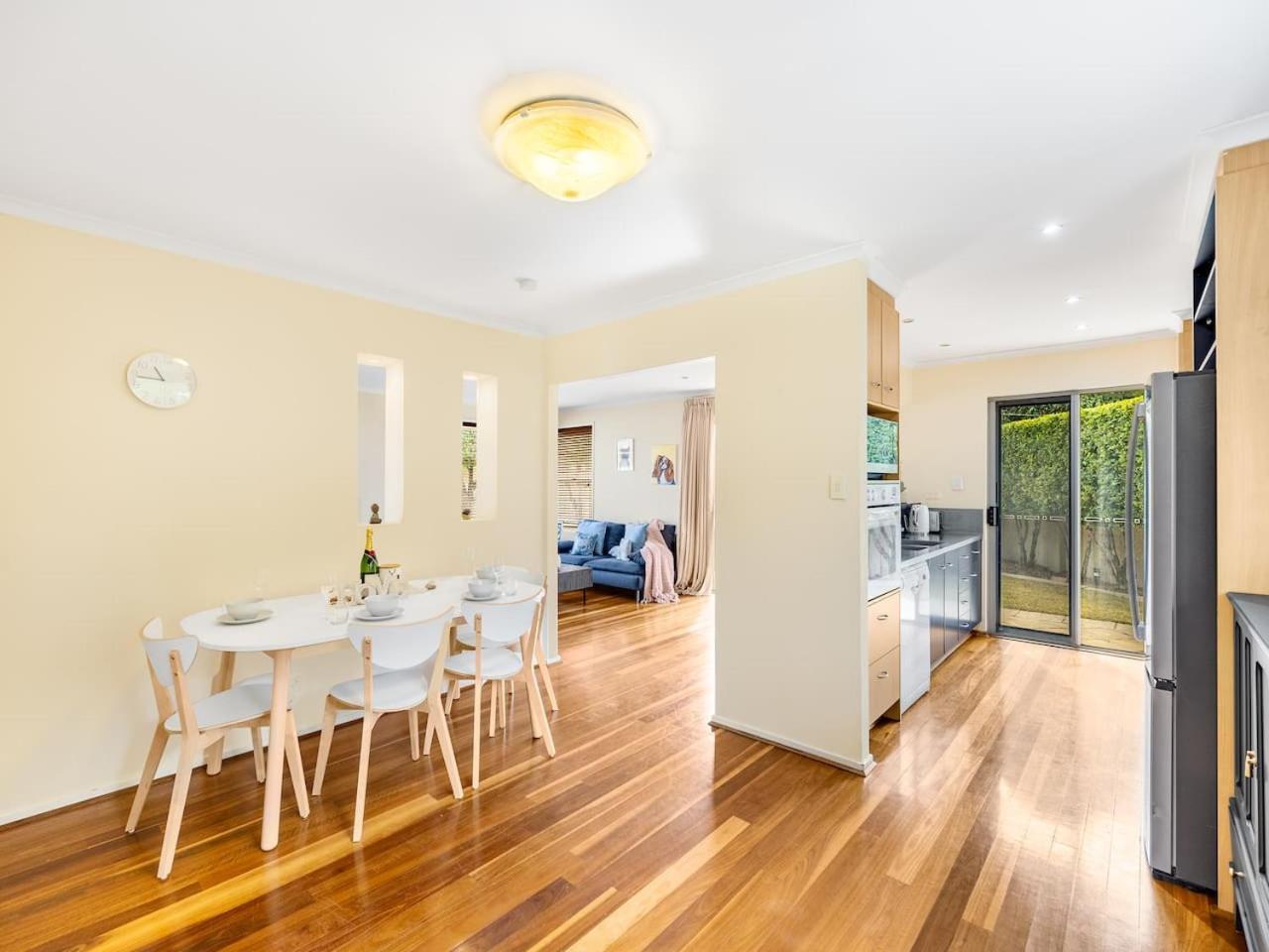 1min To Mall 3beds Family Retreat At Sunnybank Holiday home *