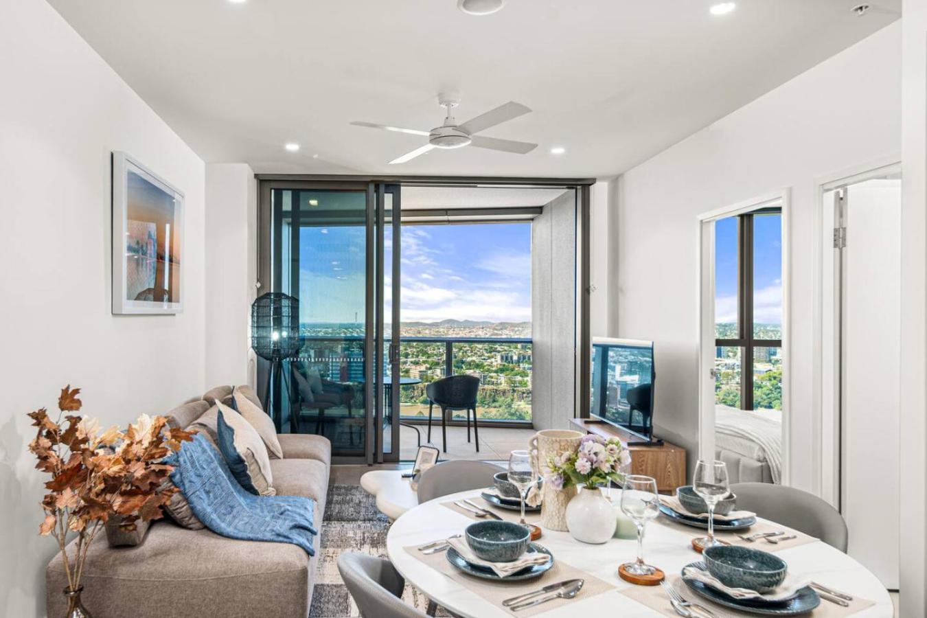 Modern 1br In The Heart Of Apartment Brisbane