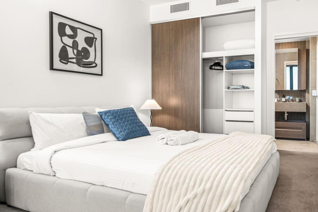 Modern 1br In The Heart Of