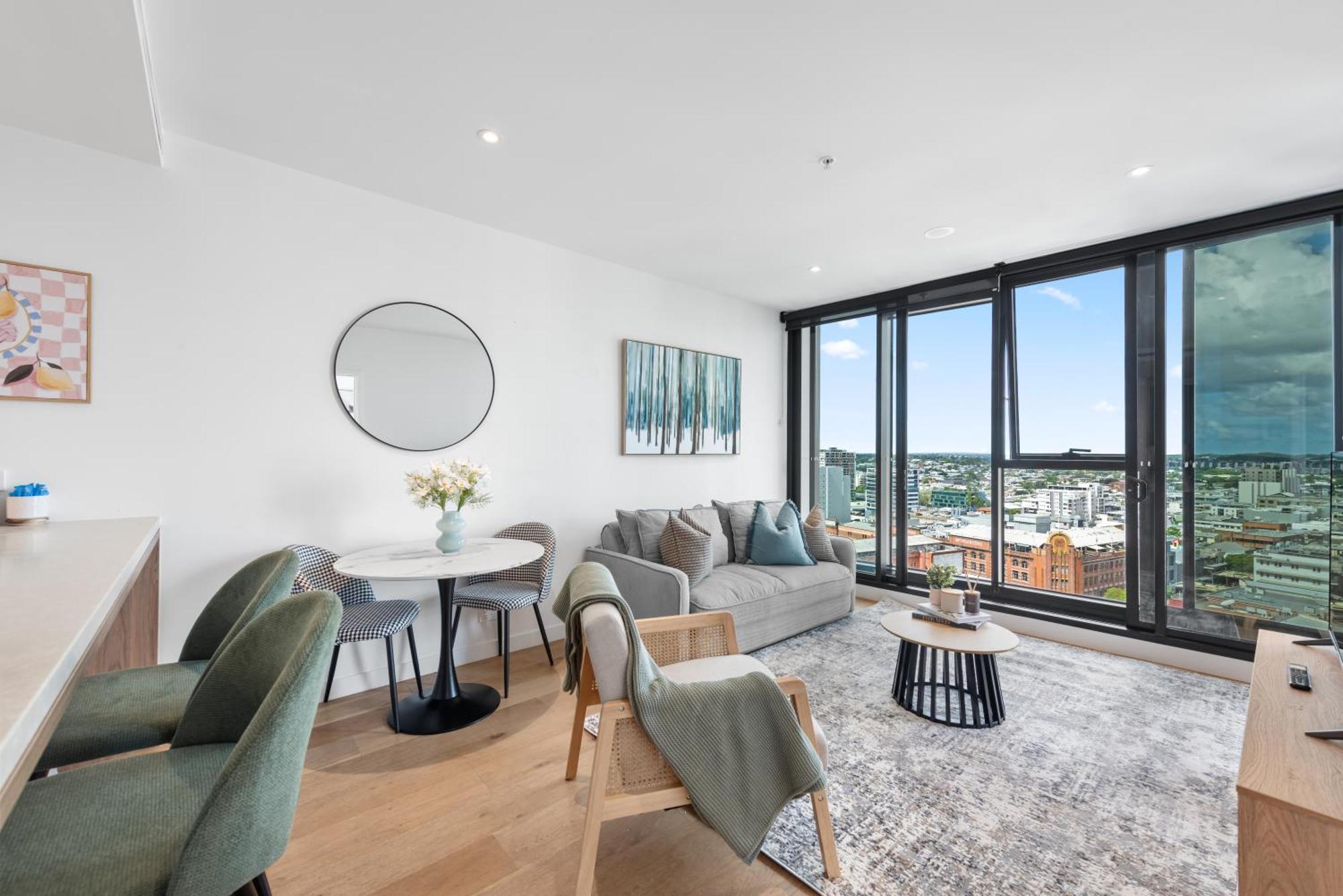 Apartment Stylish Valley With Pool, Huge Gym And Study Desk! Brisbane