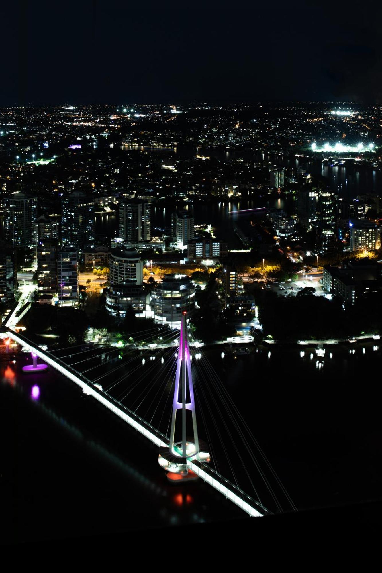 The Gatsby Escape Skytower Luxury Living At Level 71 * Brisbane