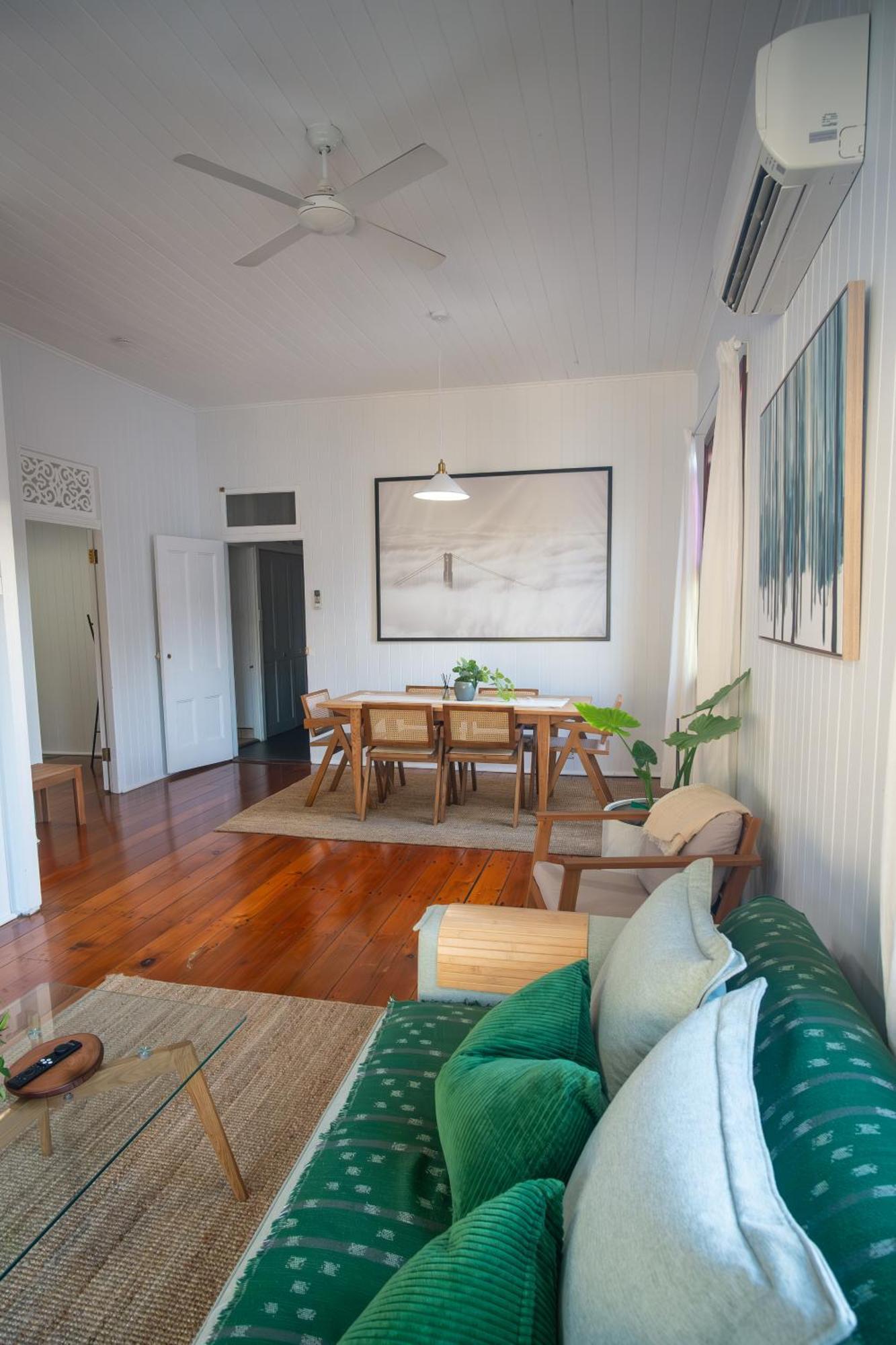 Bougainvillea Holiday home Brisbane