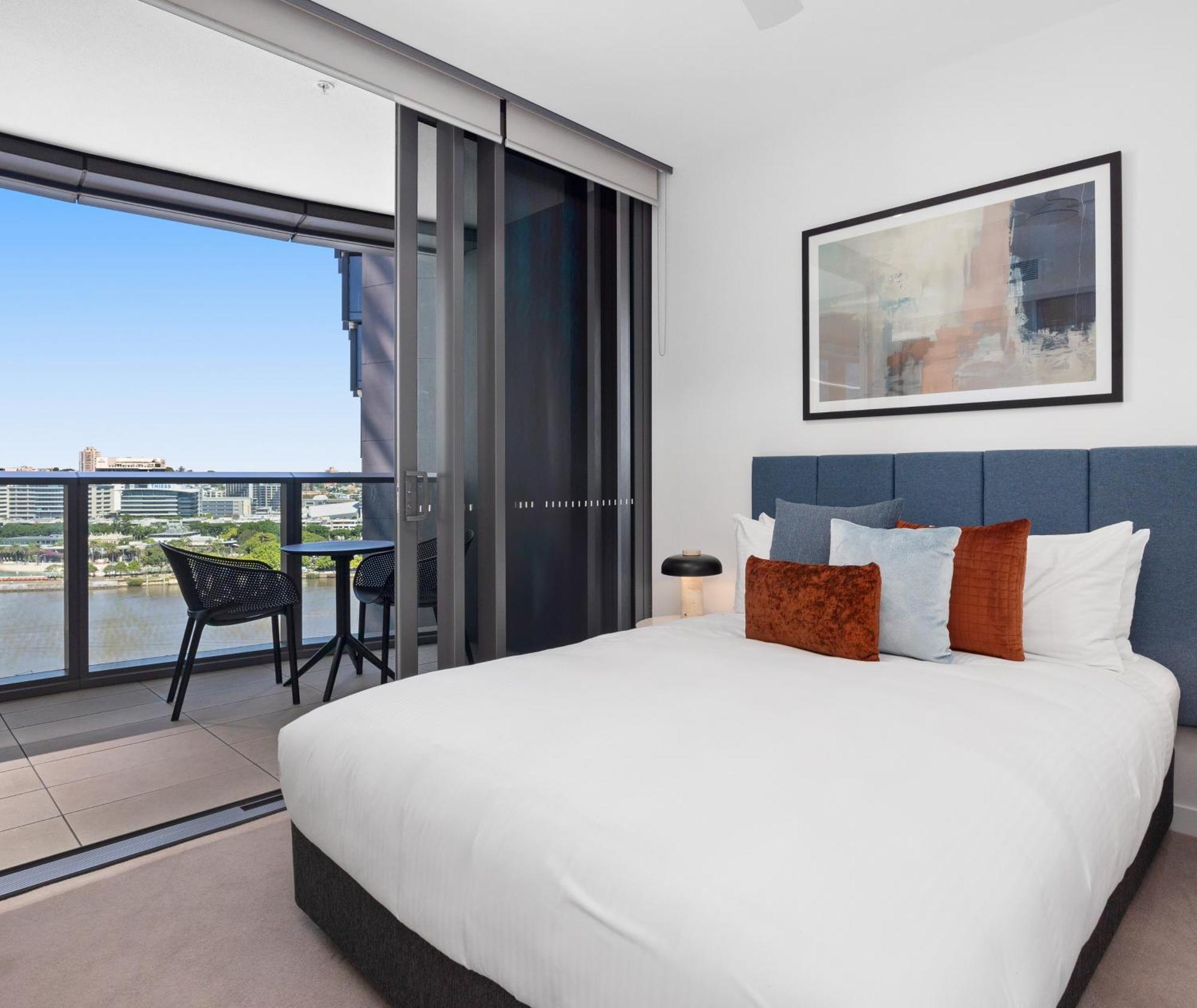 Avani Living Queen's Wharf Residences 5*