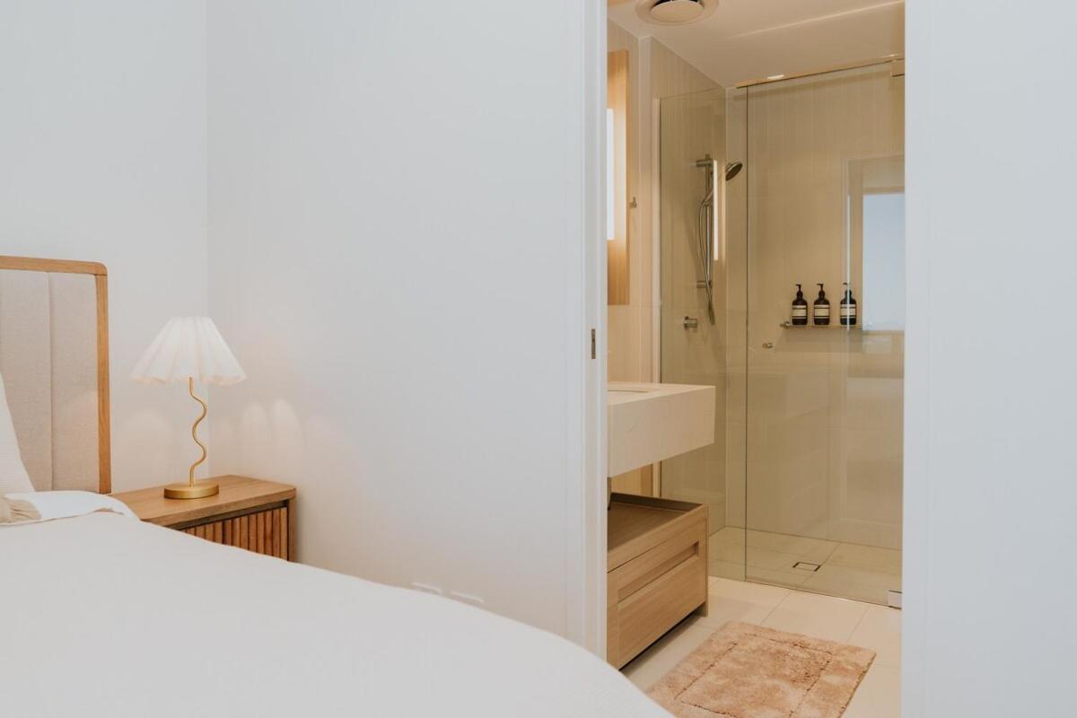 Queen's Wharf Residences - 44f * Brisbane