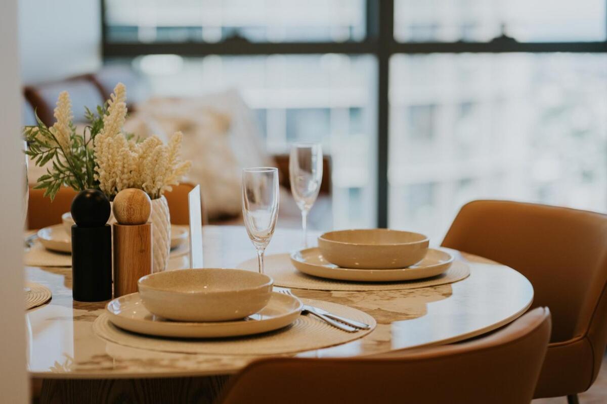 Queen's Wharf Residences - 44f Apartment