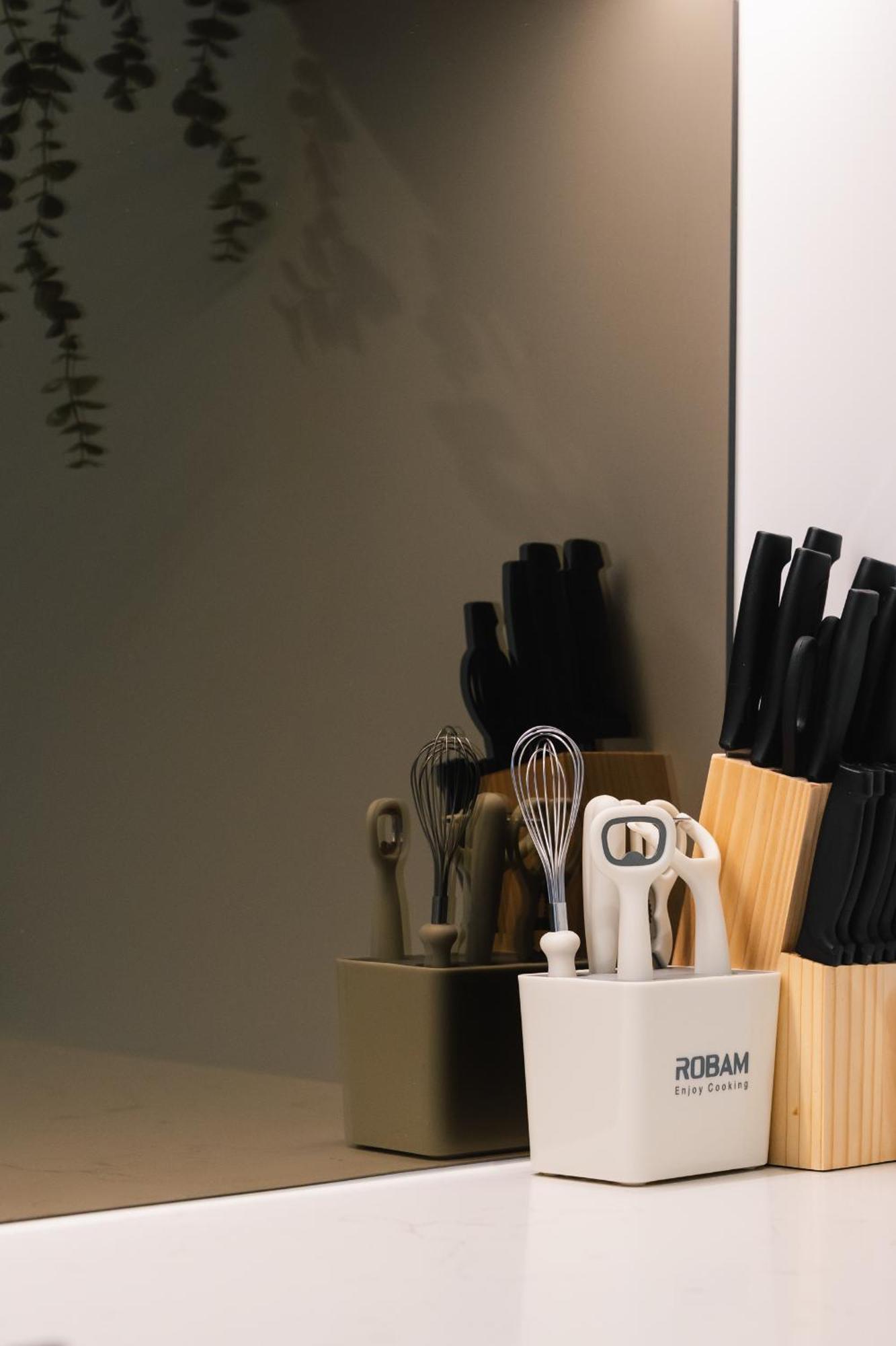 Apartment Sky Living & River Views In Queens Wharf Residences Brisbane