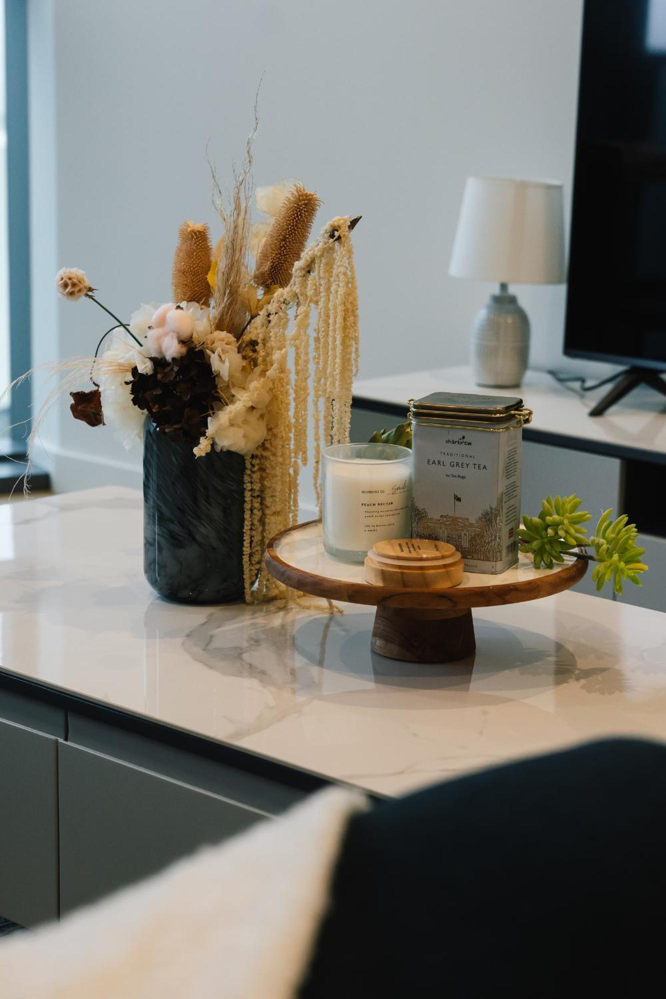 Sky Living & River Views In Queens Wharf Residences Apartment *