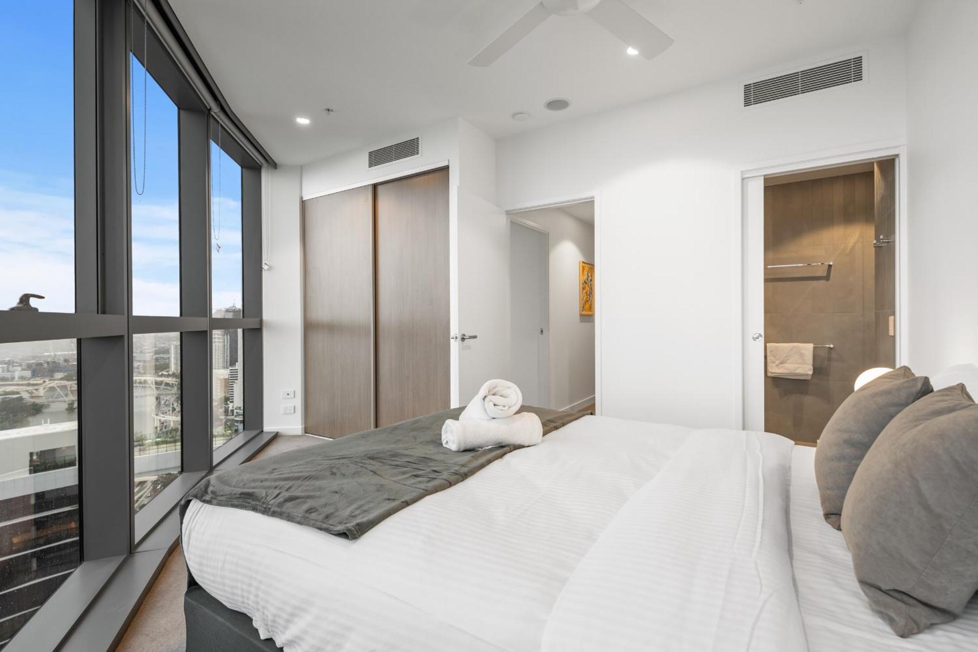 Apartment Sky Living & River Views In Queens Wharf Residences *