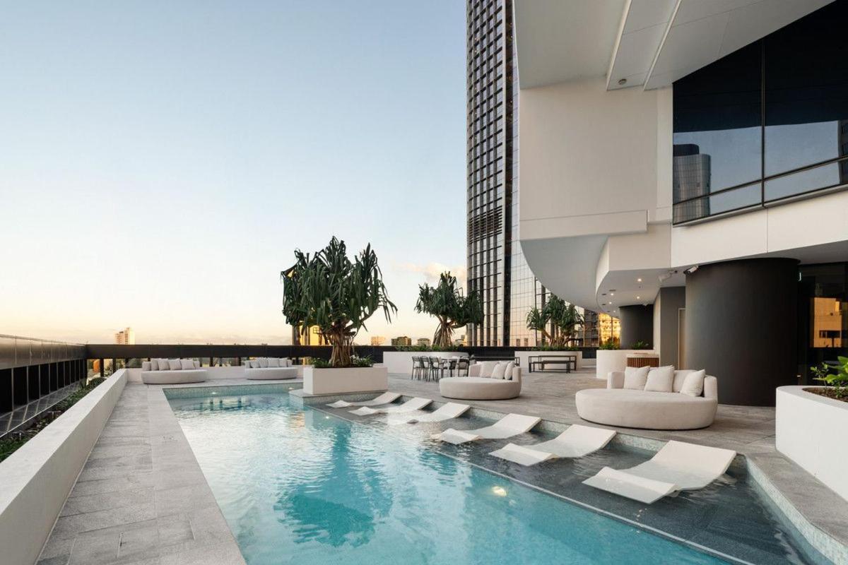 Queens Wharf Diamond Level 60, Sleep 5, 1 Carpark Apartment Brisbane