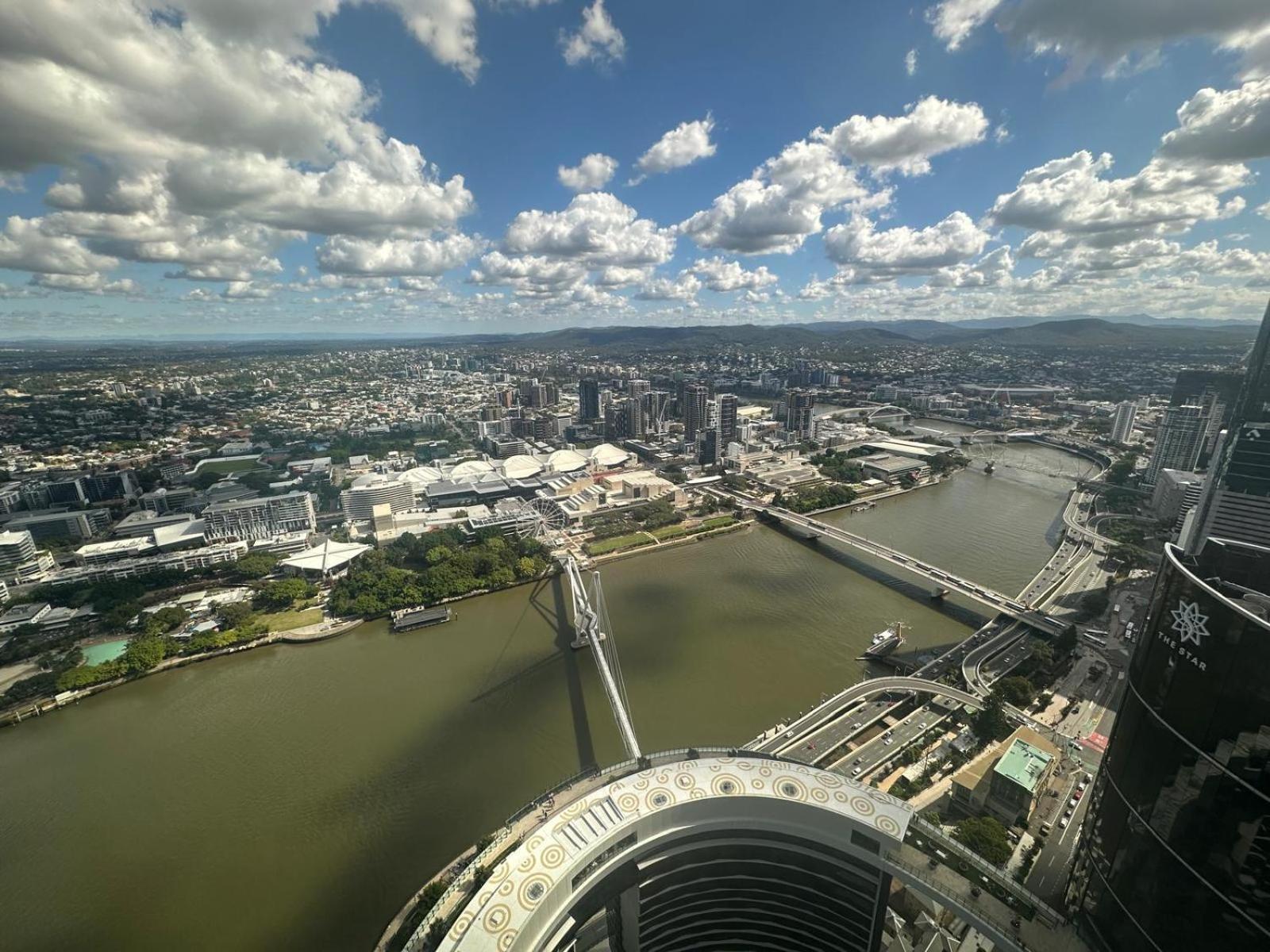 Queens Wharf Diamond Level 60, Sleep 5, 1 Carpark