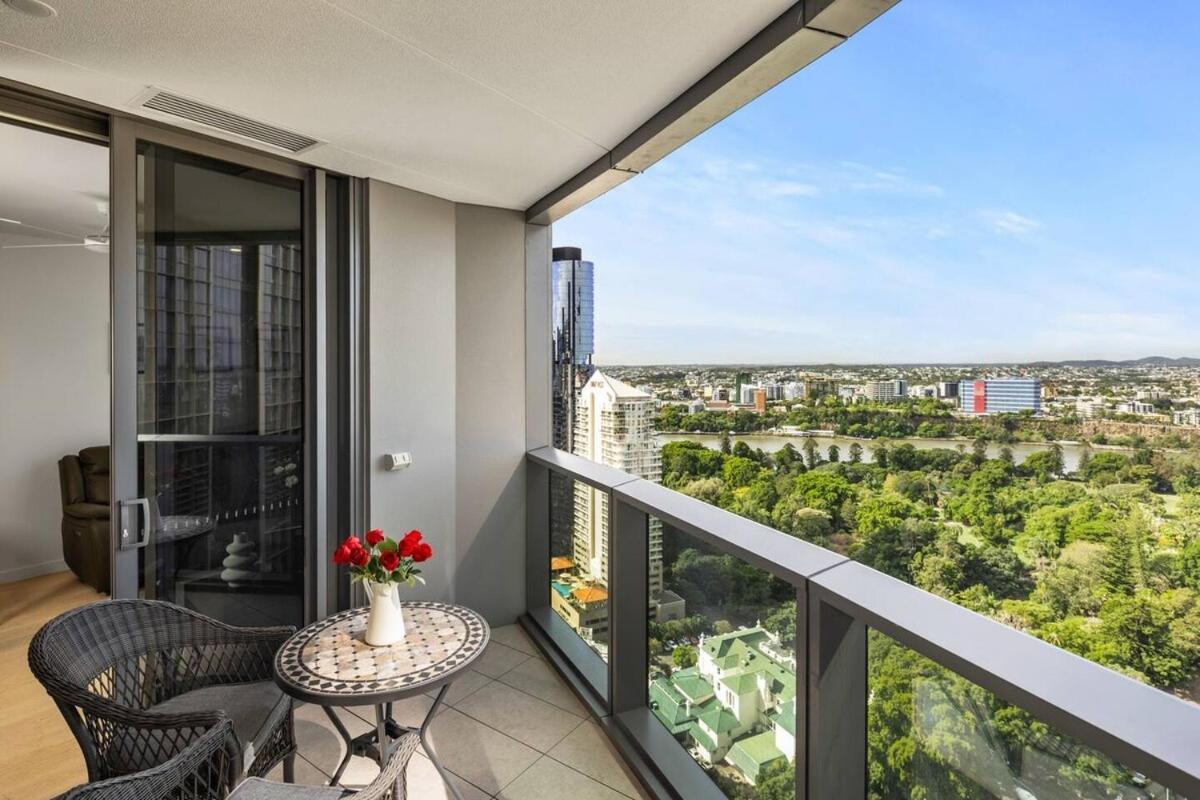 Apartment New Luxe 2br Queens Wharf *