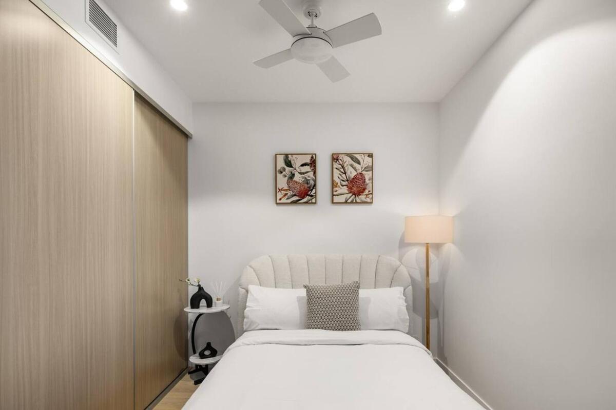 Apartment New Luxe 2br Queens Wharf