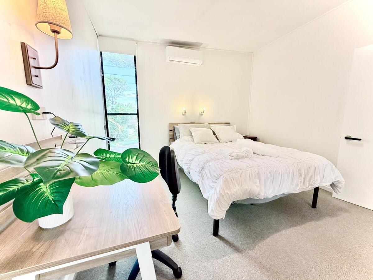 Holiday home Leafy 3-bedroom Escape To Nature-air Conditioned With Smart Entry *