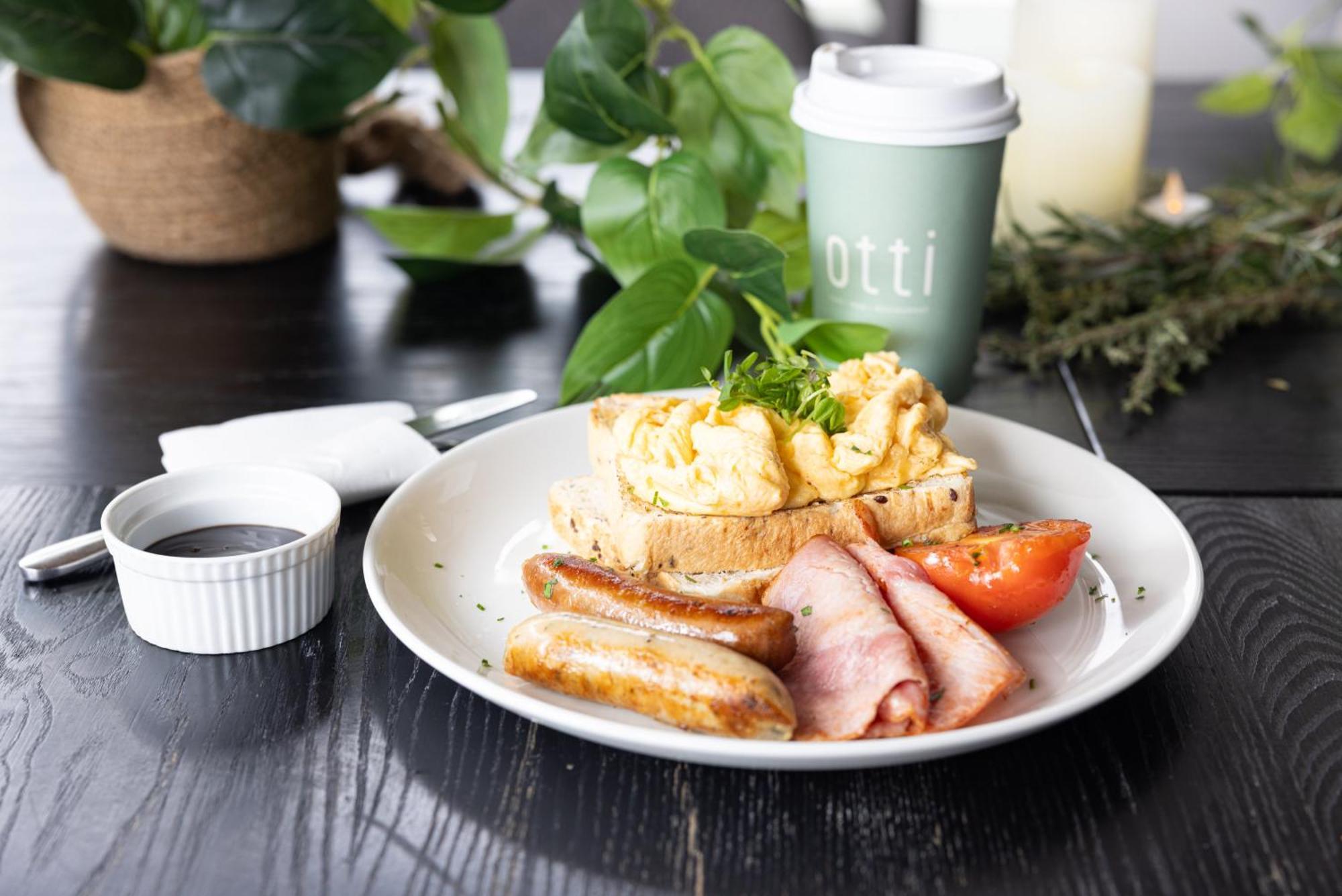 Courtyard By Marriott South Bank Hotel