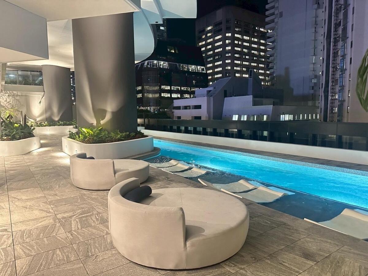 Queens Wharf Elegant High-rise Living * Brisbane