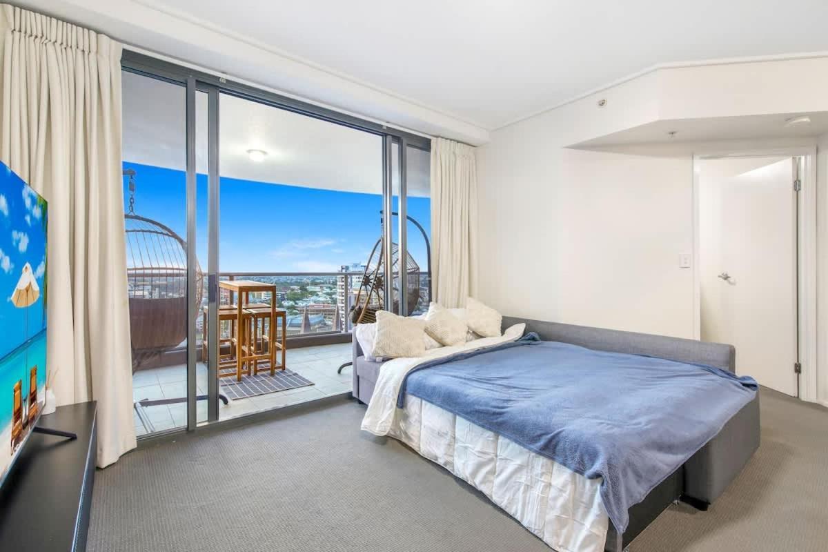 Apartment Arcade In The Sky- Views Games & Vibes Brisbane