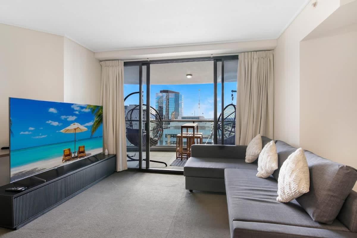 Arcade In The Sky- Views Games & Vibes Apartment Brisbane