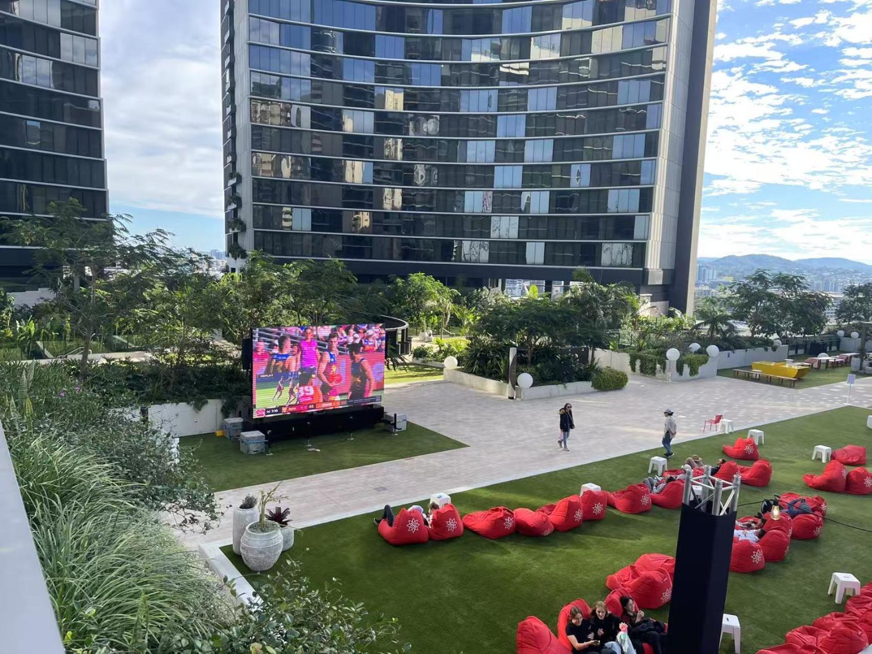 Apartment Luxury 50th Floor 2br At Queens Wharf With Parking