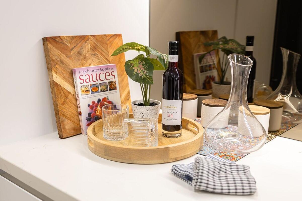 Stunning River View 2 br Casino Qw Apartment Brisbane