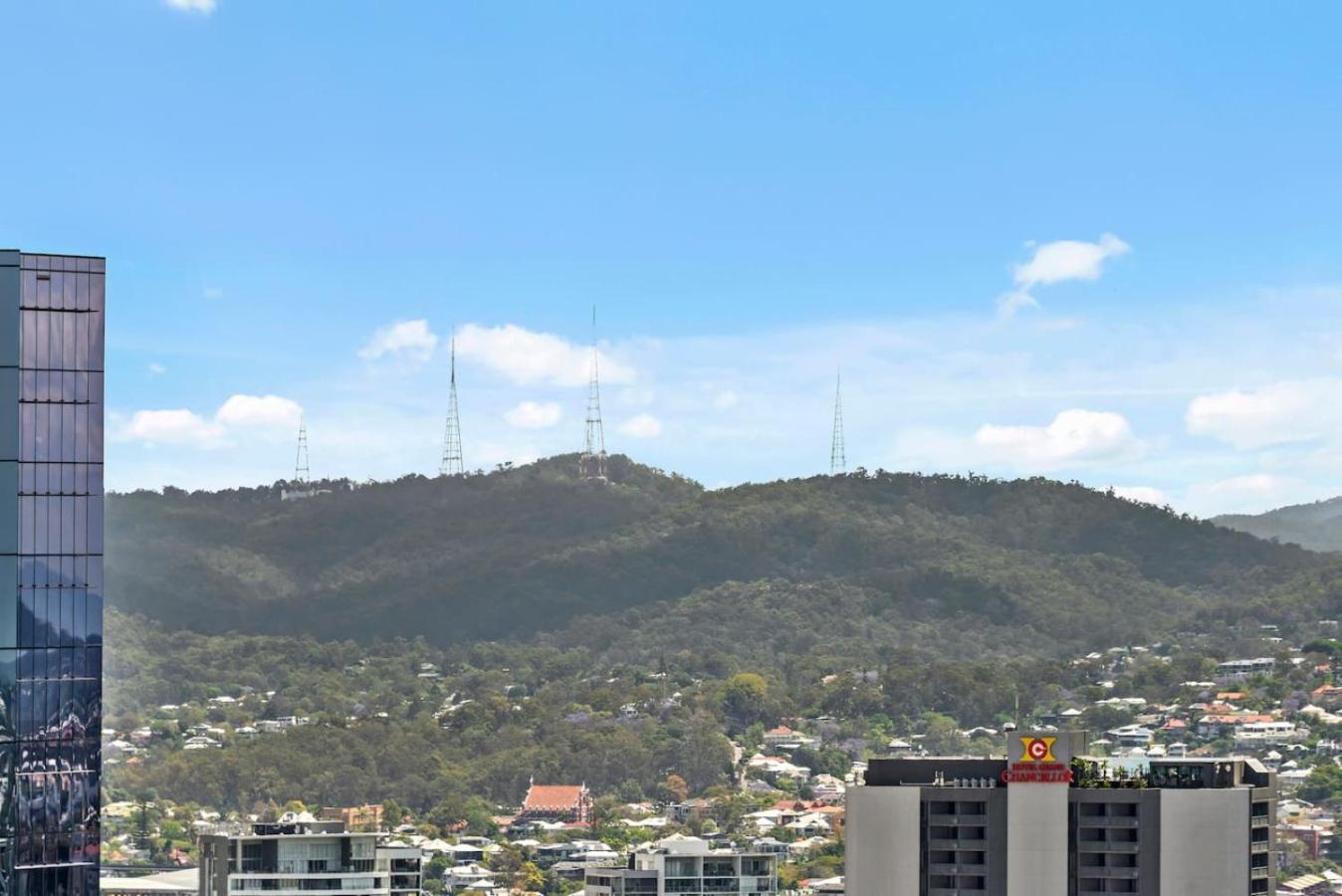 1br With Stunning Views Heart Of