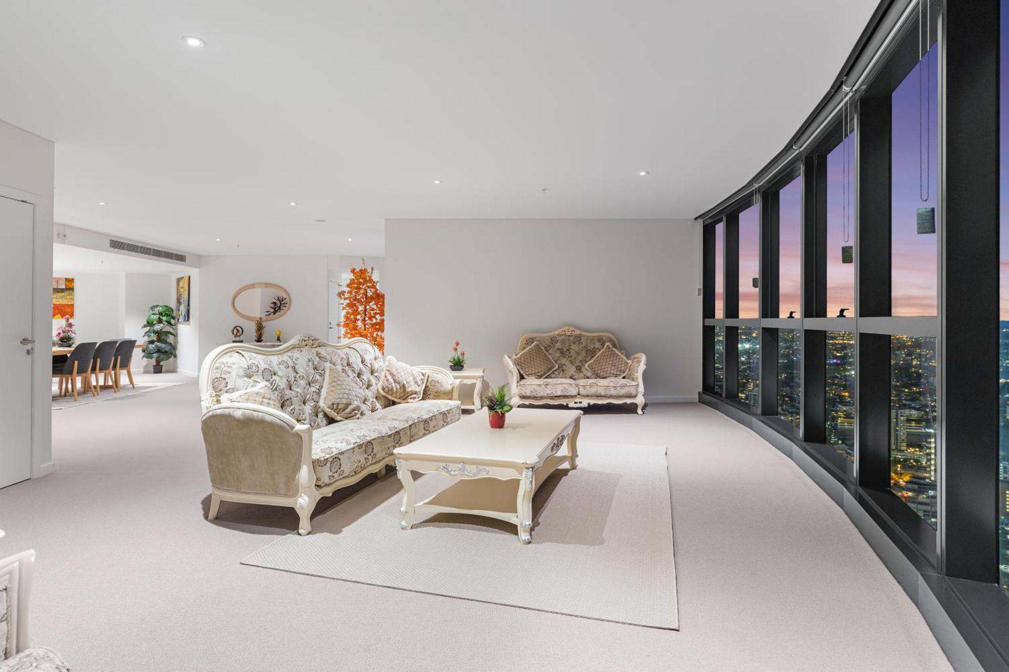 Huge 3bed 3bath Skyhigh View Brisbane