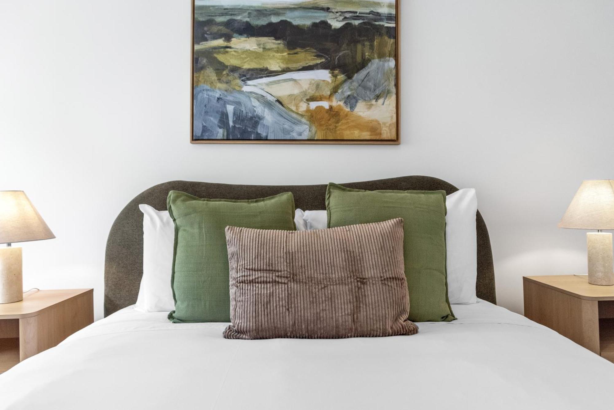 Apartment Spacious 1br Near Hospital, Qut And Cbd With Parking! Brisbane