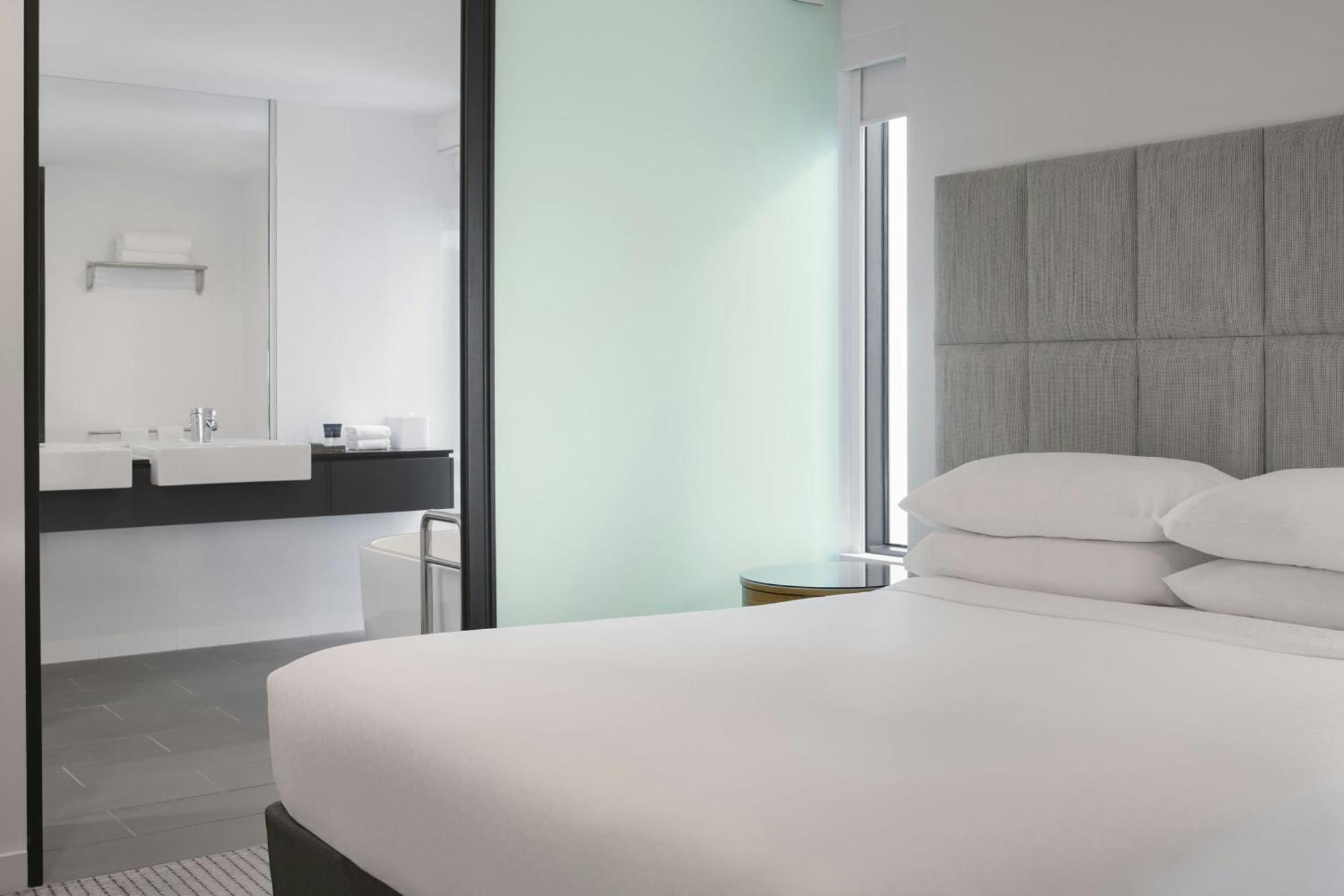 Four Points By Sheraton Hotel