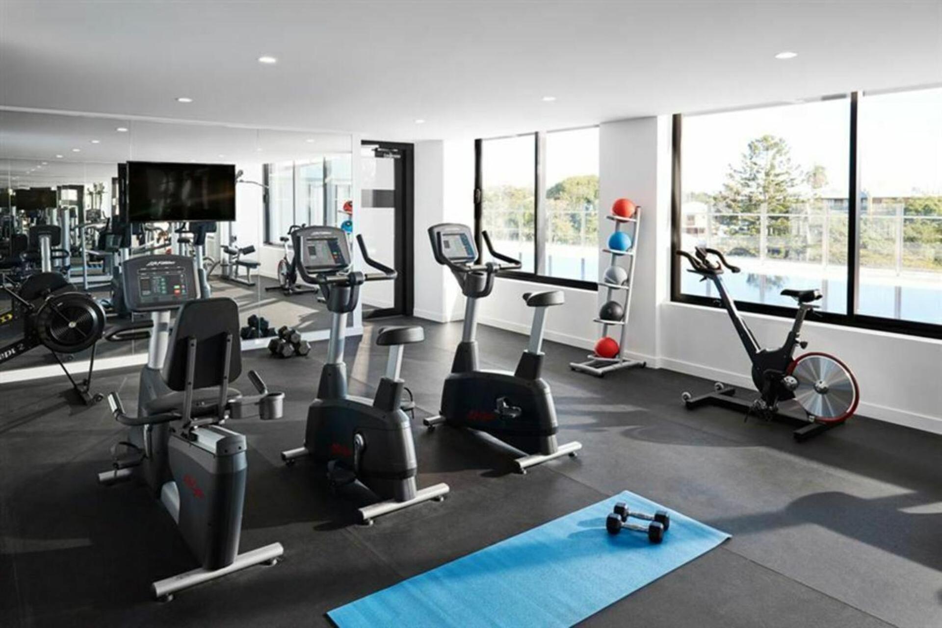 Spacious 2bed 2bath With Views * Brisbane