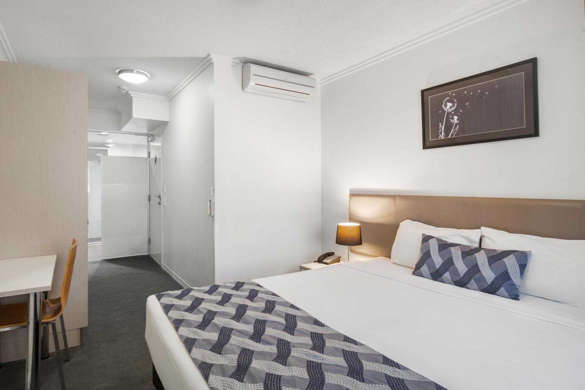 Aparthotel The Capitol 4*