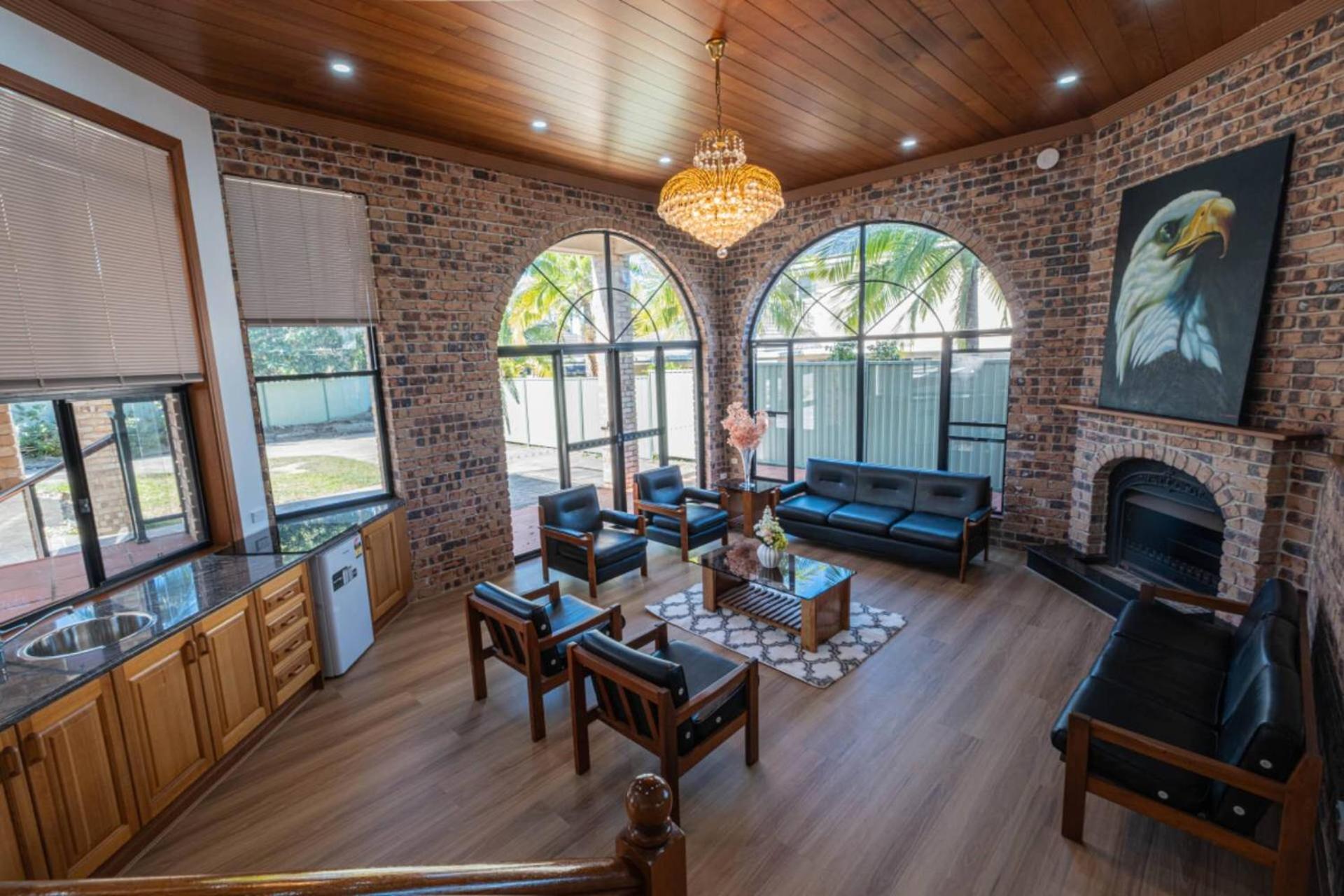 6bed Macgregor Holiday home Brisbane