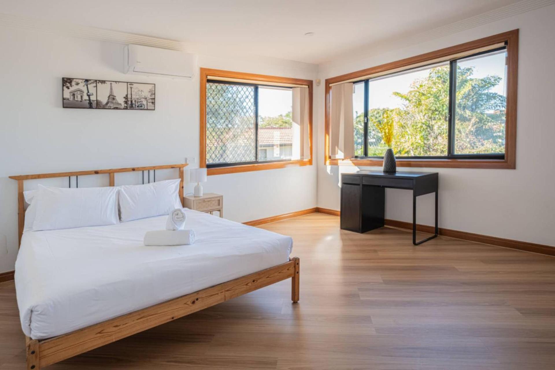 6bed Macgregor Brisbane