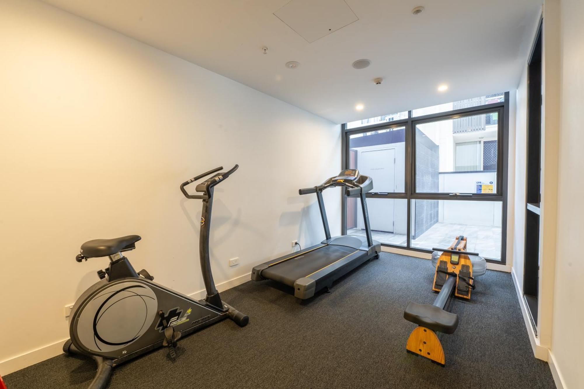 High Street Toowong 3*