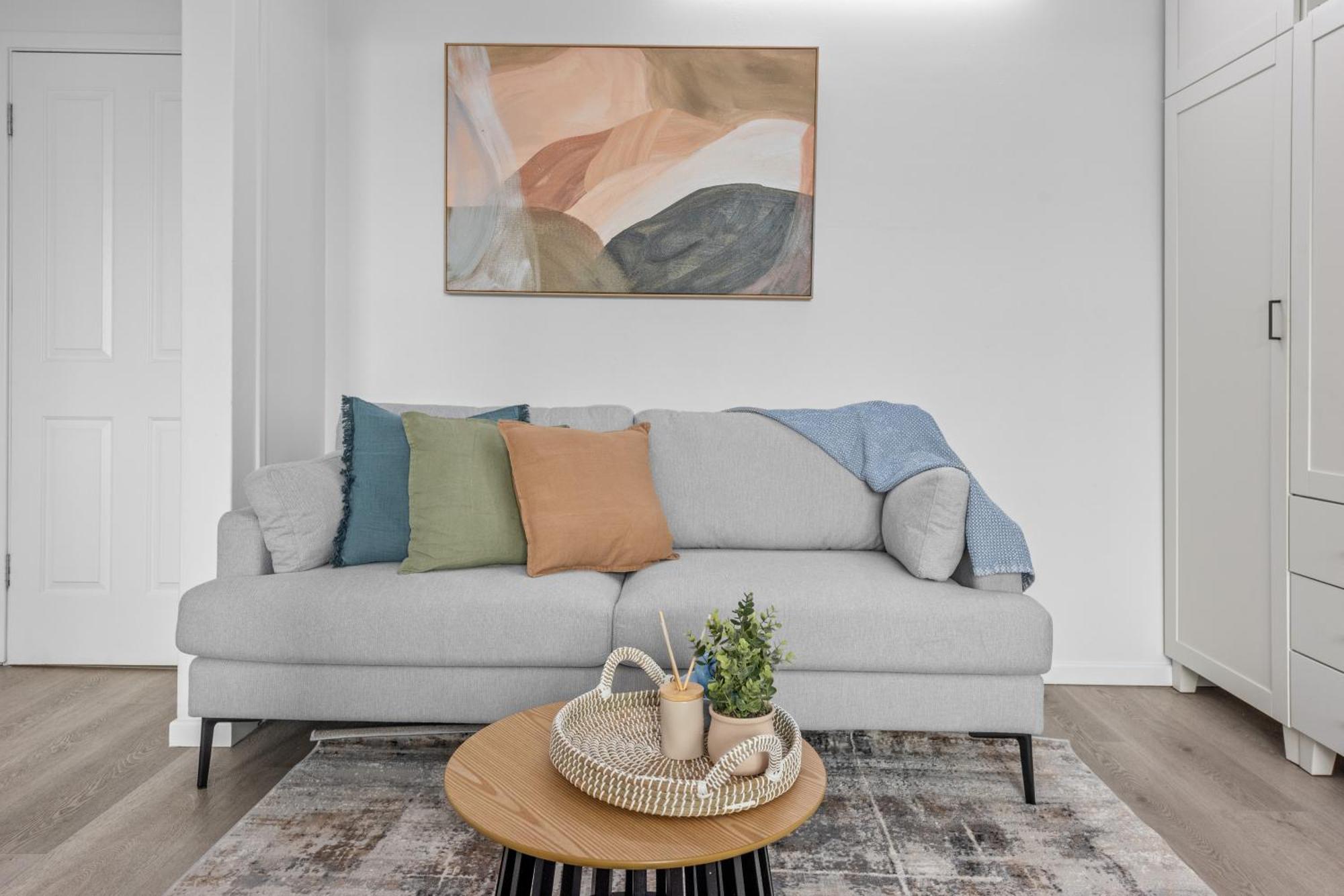 Apartment Stylish Centre - Short Walk To Hosp *