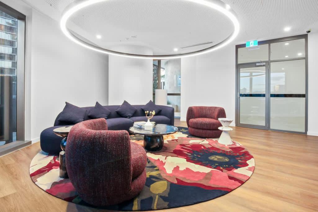 Apartment Queens Wharf - Cbd Luxury With Pool And Gym