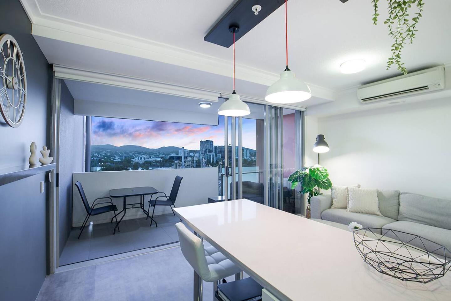 Apartment Boundless Horizons - Stylish Comfort & Views