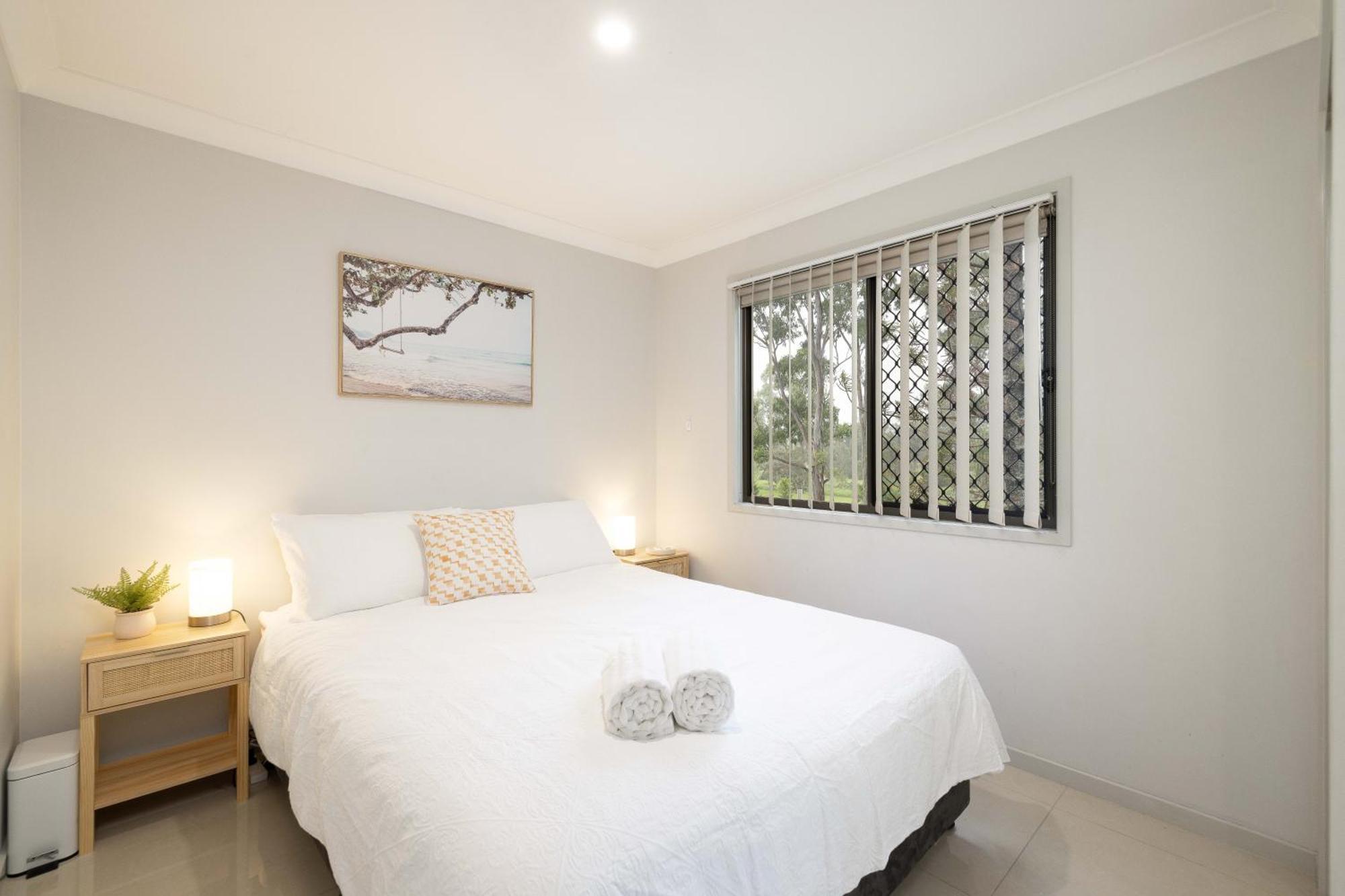 Apartment Smart Self Check-in - Freney Park Disk Golf Course *