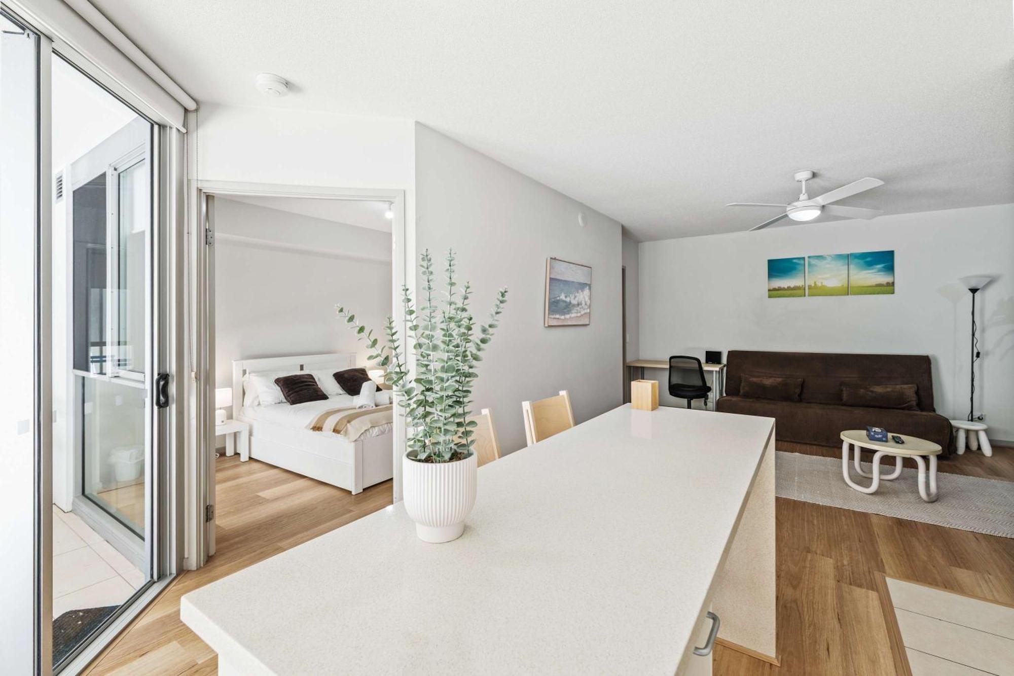 Cassa Kg - 1b1b Modern Close To Qut & Brisbane