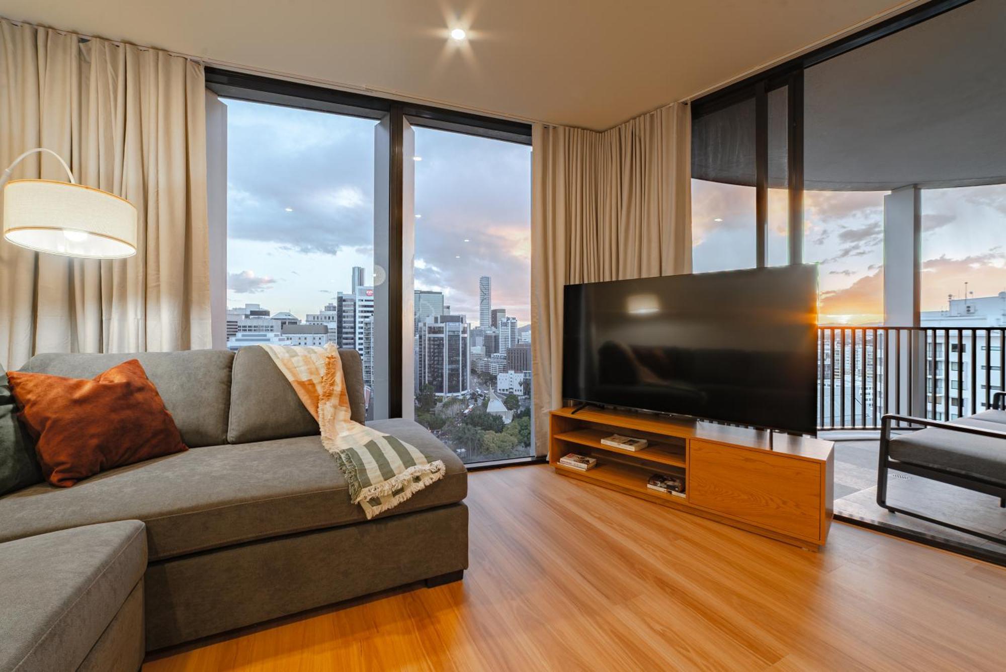 Apartment Lux 24th Floor 2br 2bath, Infinity Pool, Gym, Wifi *