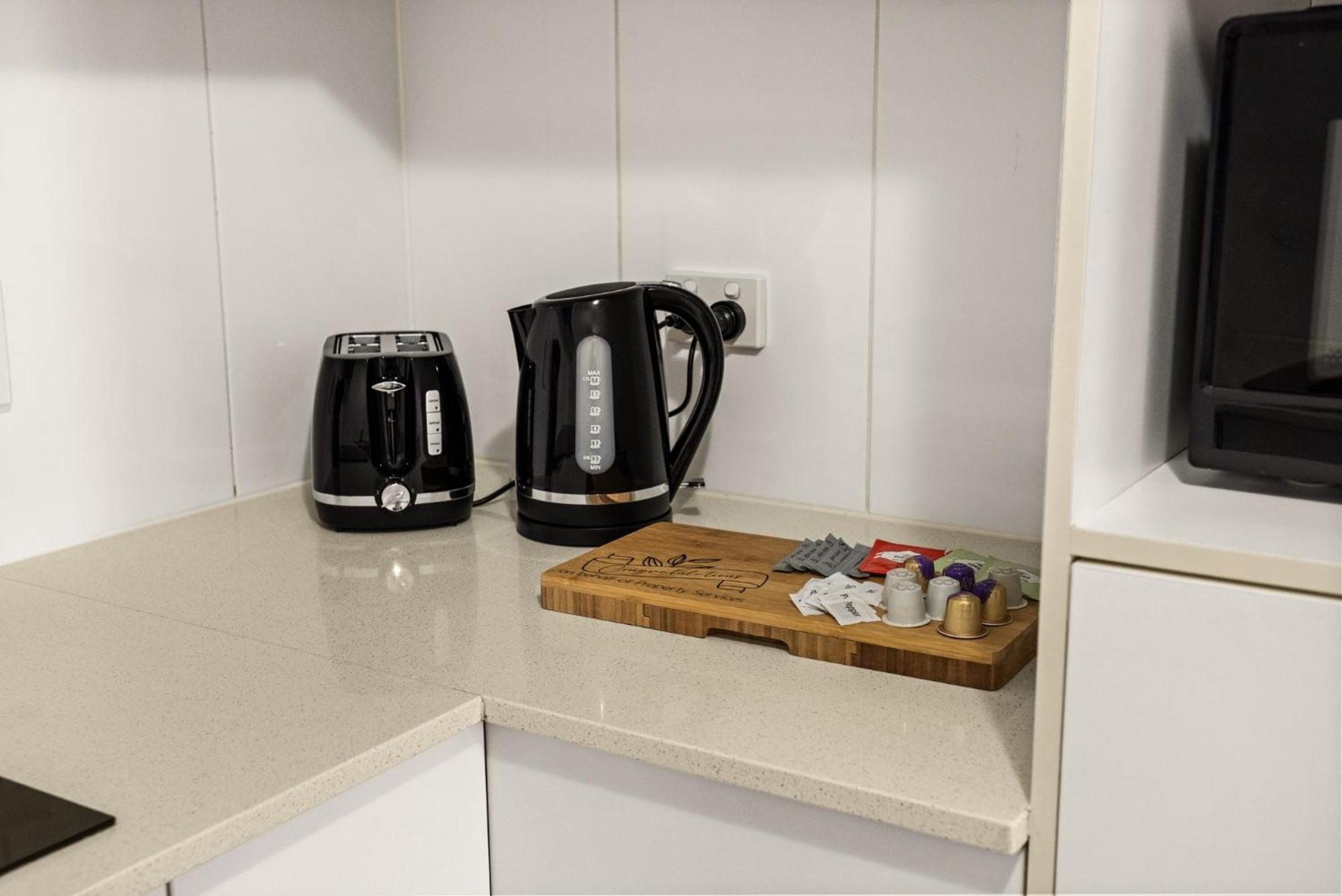 Modern 2-bed With Gym & Sauna Access Apartment Brisbane