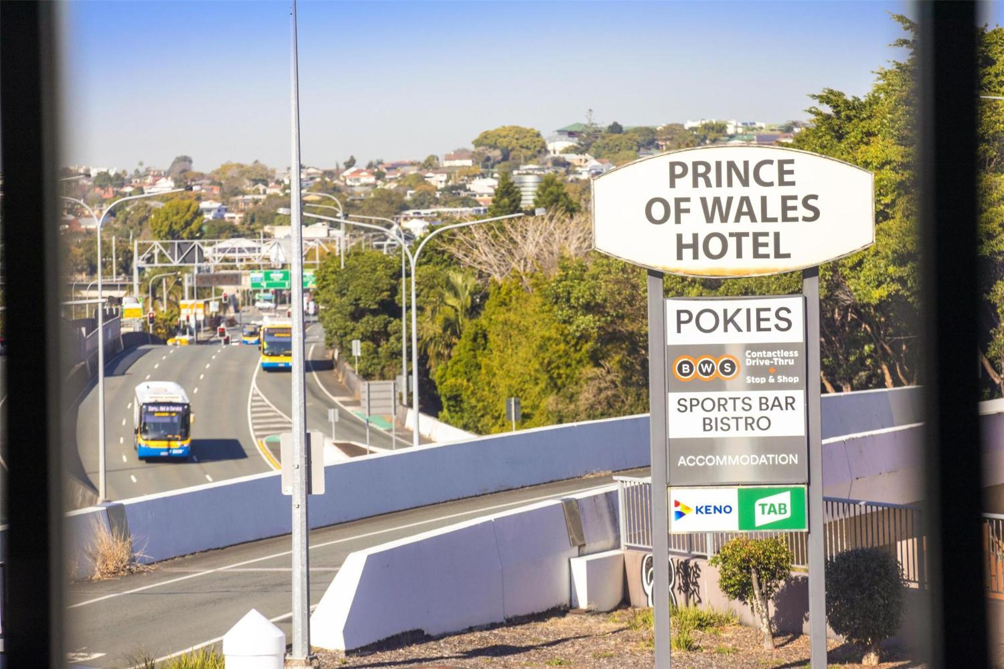 Nightcap At Of Wales Hotel