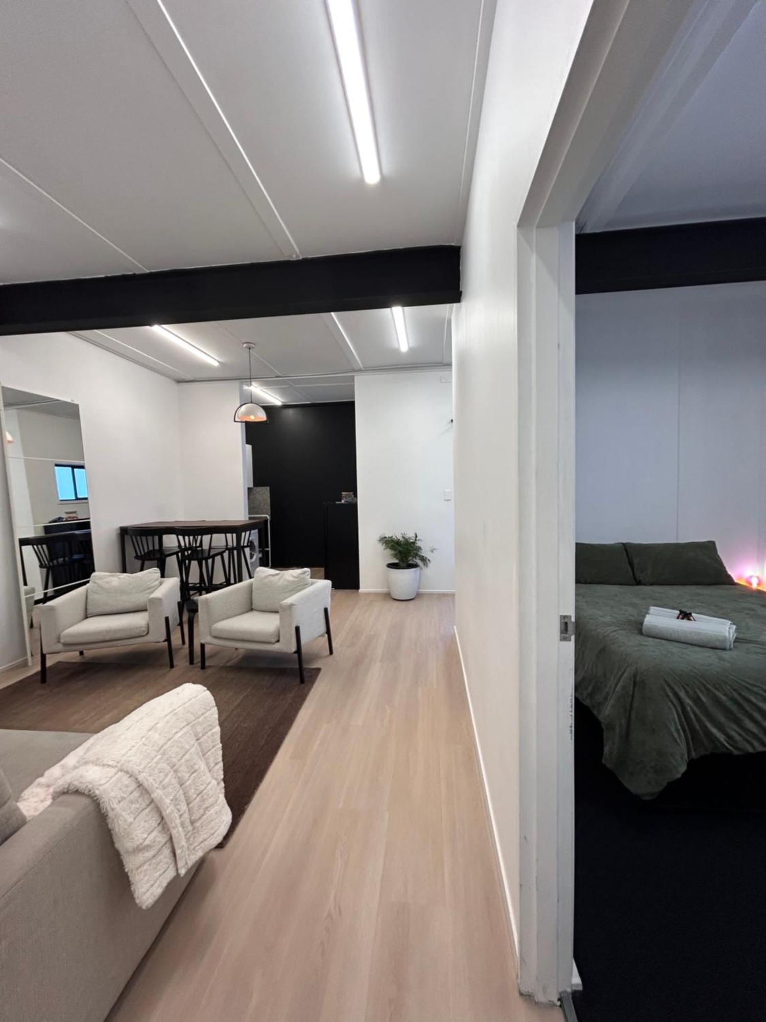 West Hub. Private Infrared Sauna Near & Much More! New Purpose Built Loft Style! Brisbane