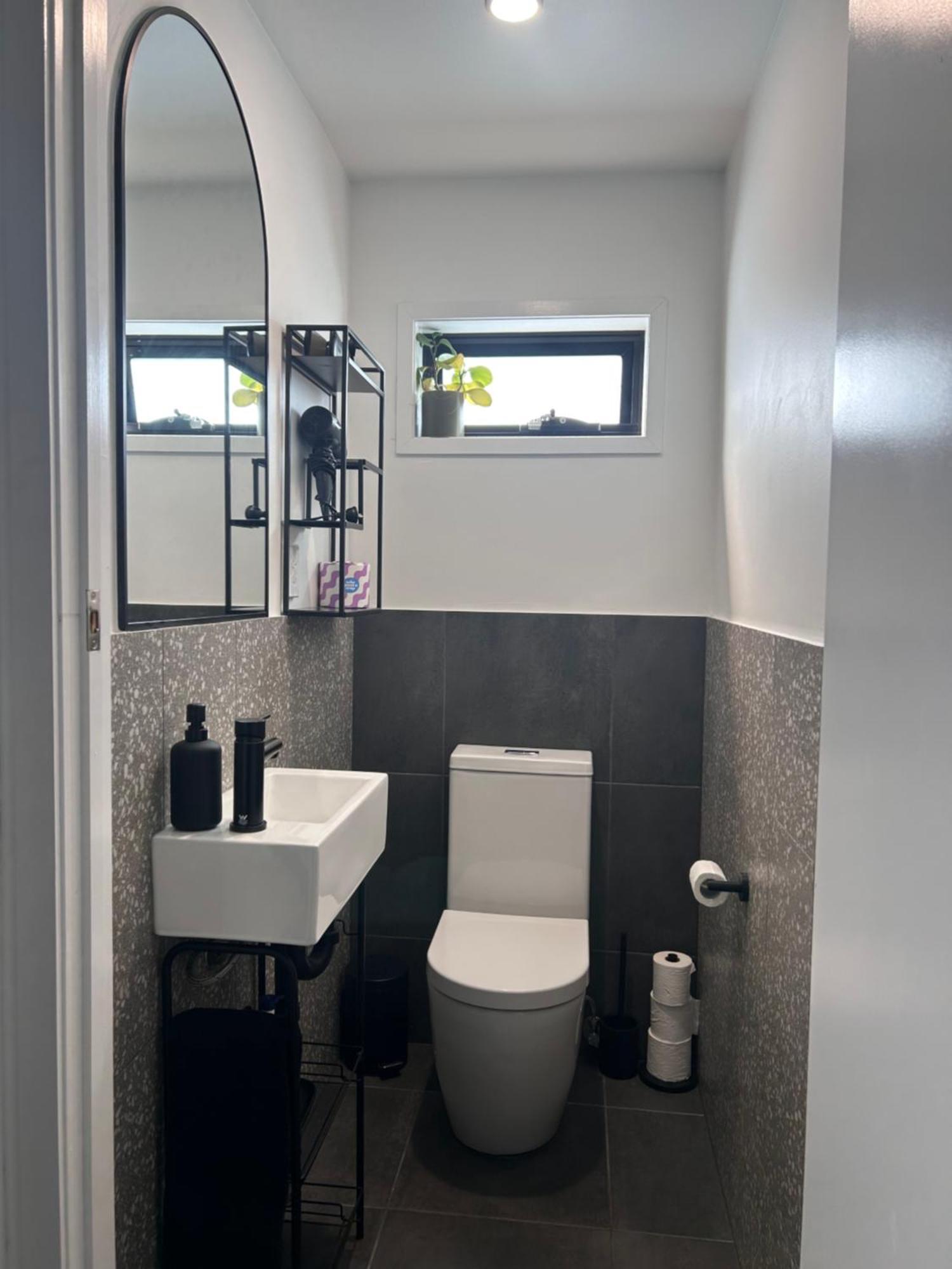 West Hub. Private Infrared Sauna Near & Much More! New Purpose Built Loft Style!