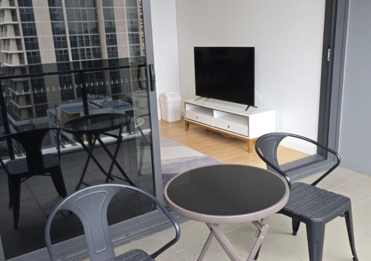 Apartment Neat And Cozy 1br With Amazing Facilities *