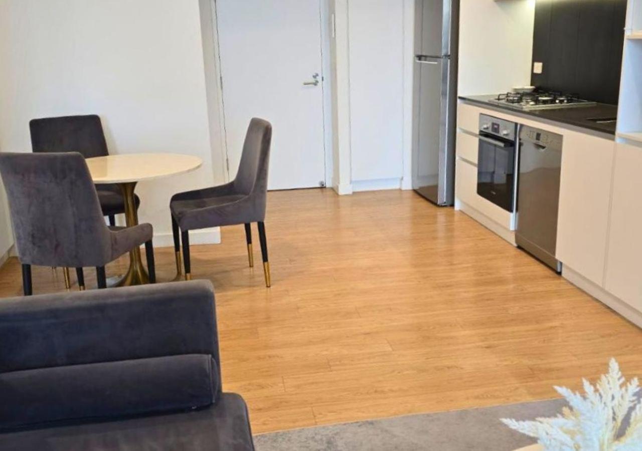 Neat And Cozy 1br With Amazing Facilities Brisbane