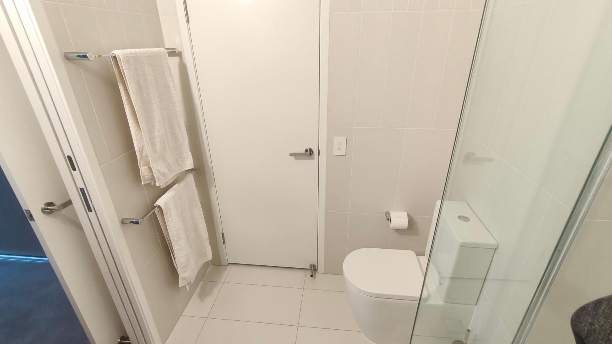 30 Queens Wharf 1 Bedroom - *